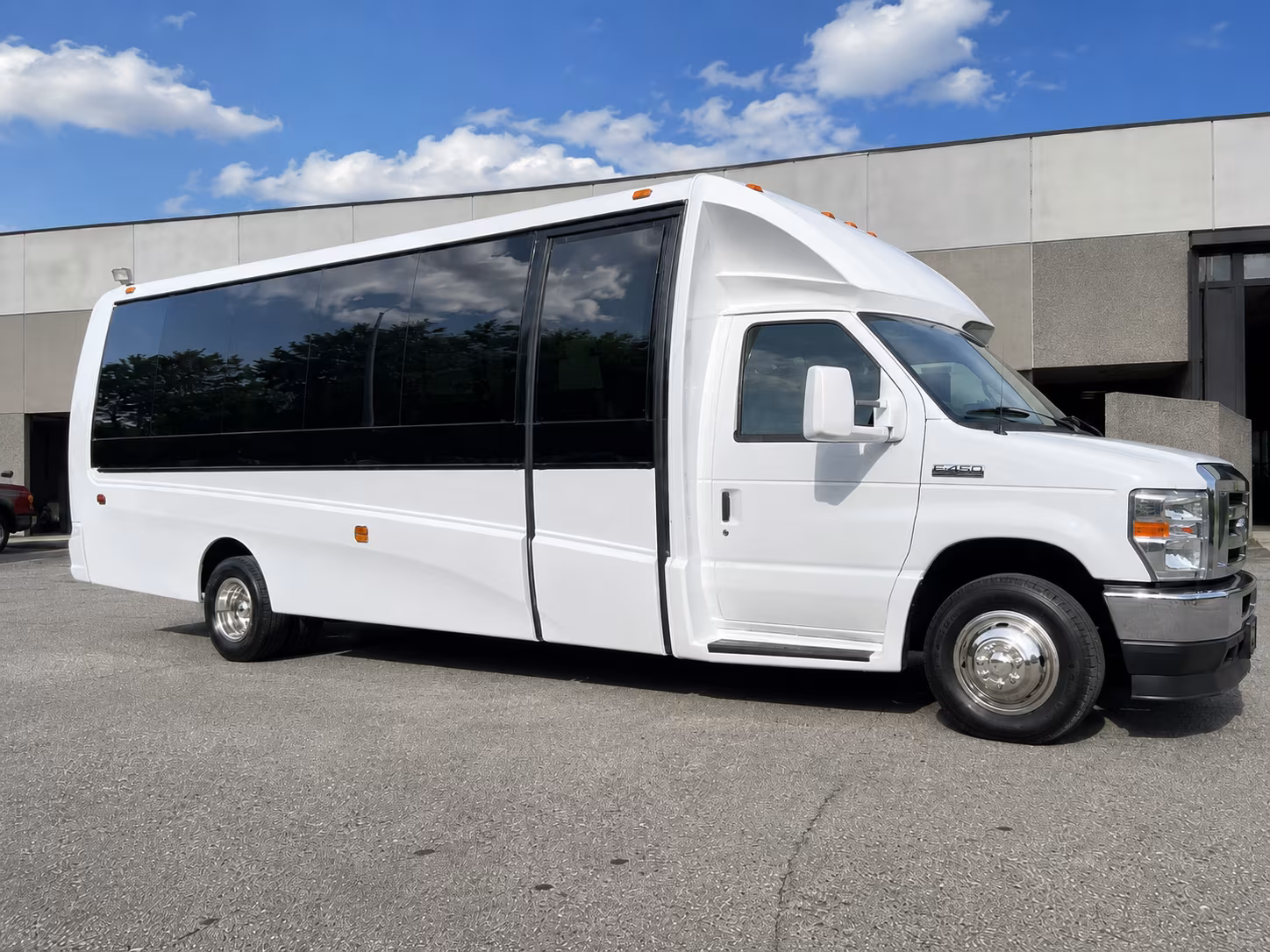 charter buses to dickies arena shows in fort worth