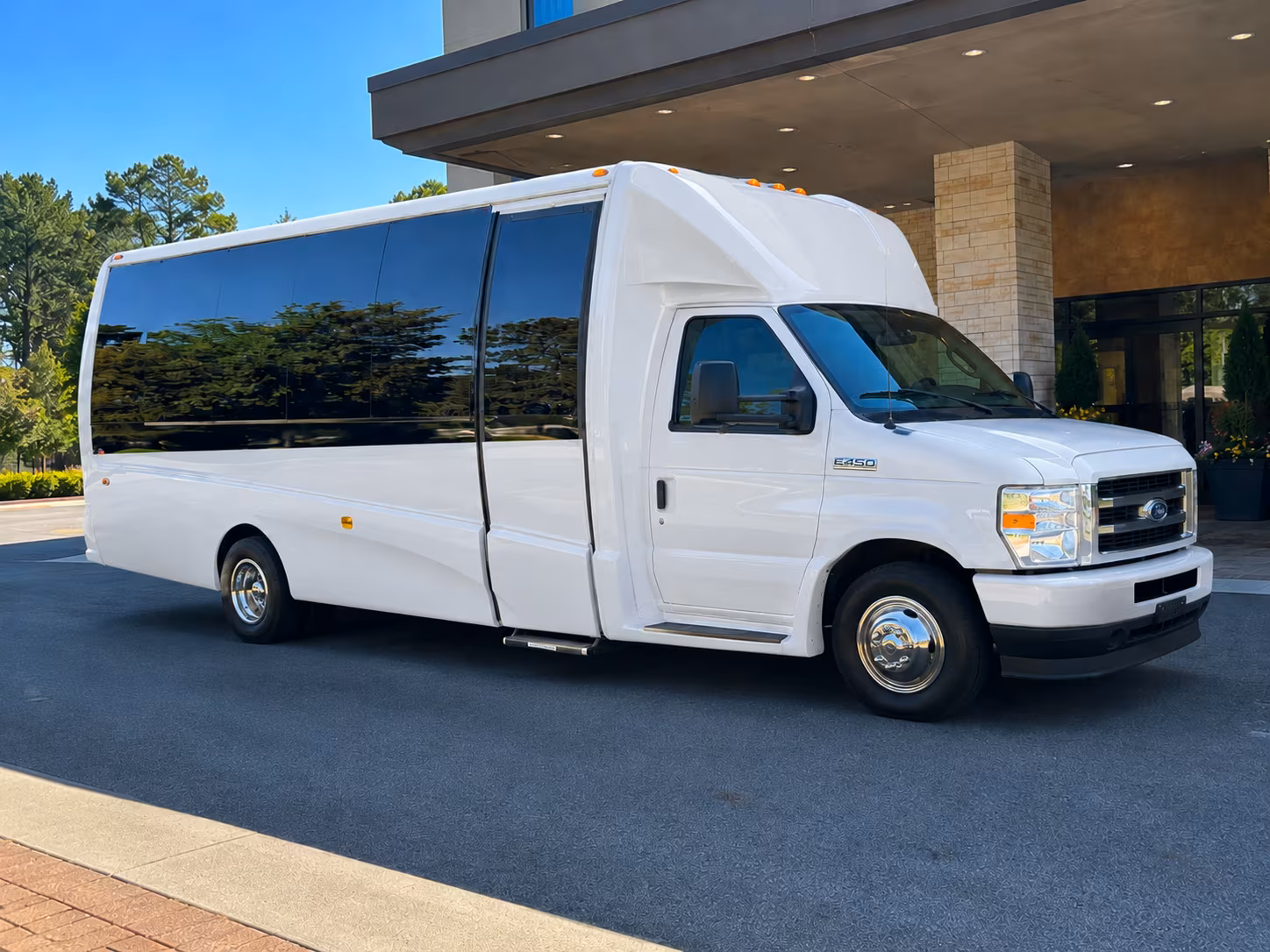 concert bus rentals for groups headed to the granada theater and deep ellum