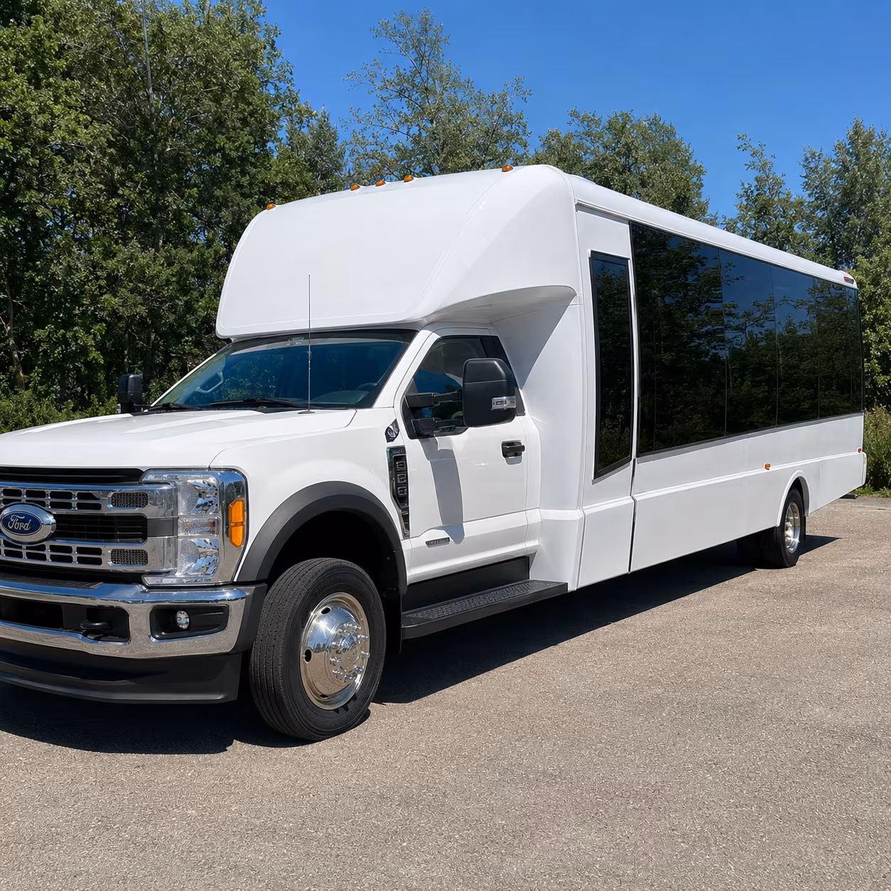 corporate airport transfer buses to and from dfw international airport