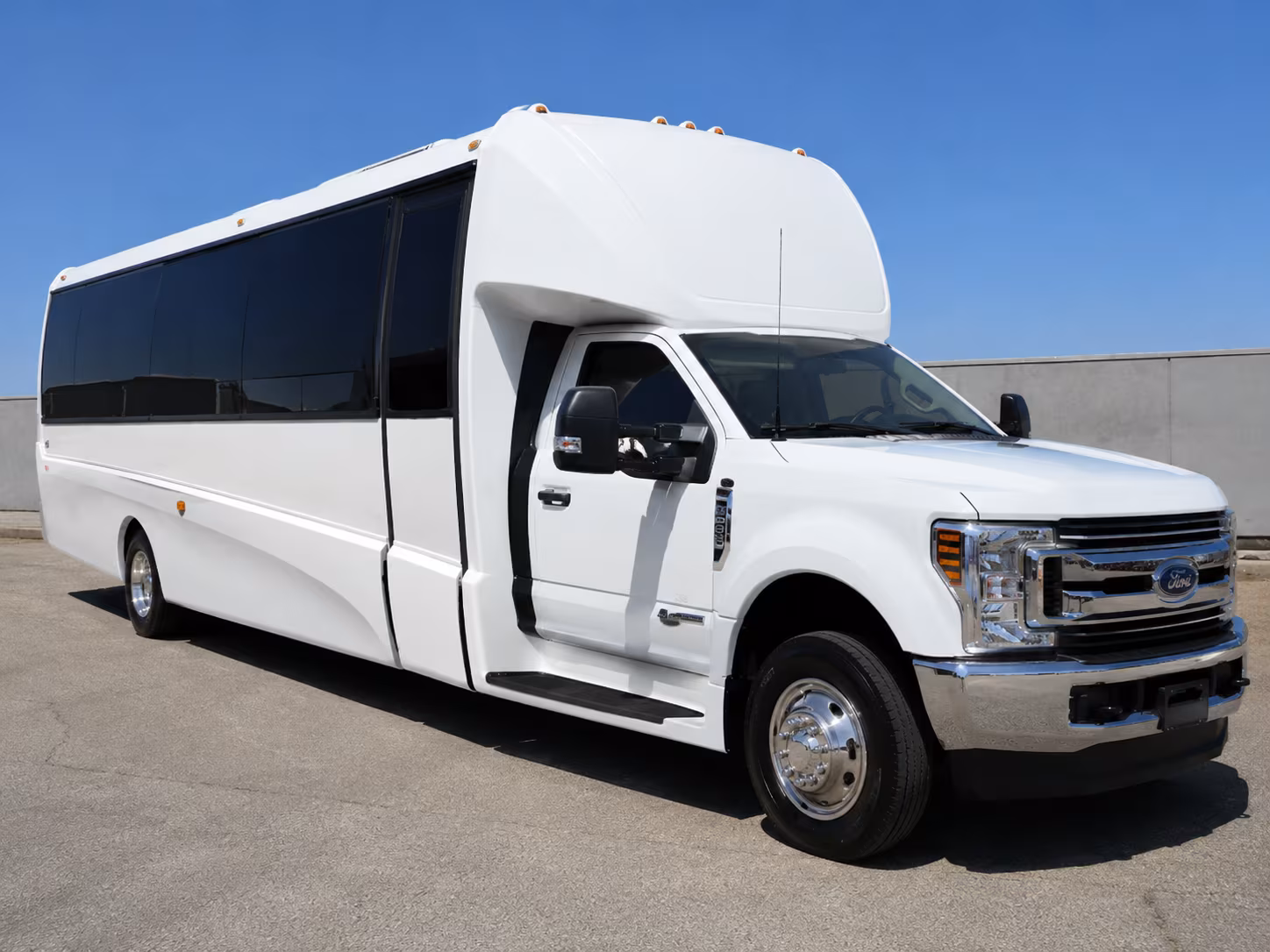 corporate event and conference buses built around your schedule