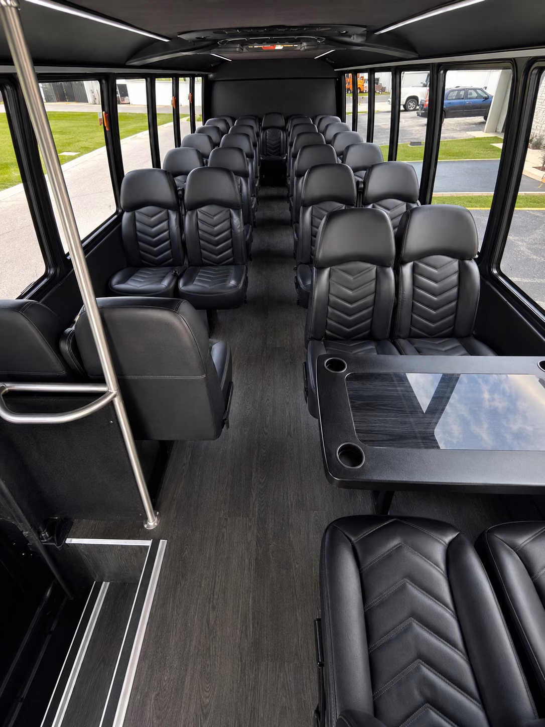 minibus rentals for denton county winery tours near euless